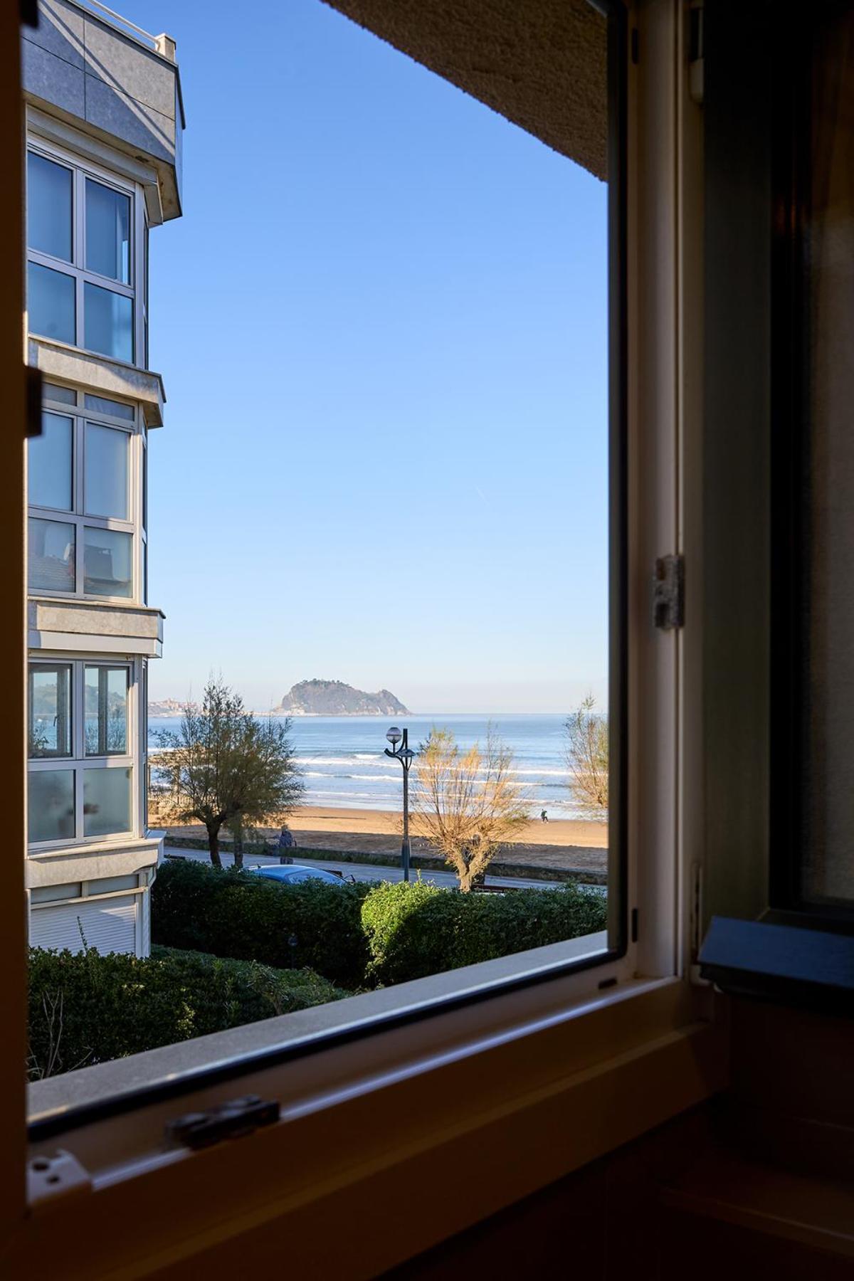 Pension Zarauz Playa Экстерьер фото